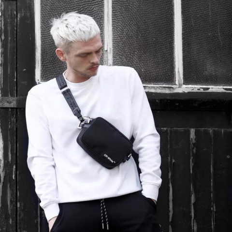 Torebka na ramię Off White Torebka na ramię Off White
