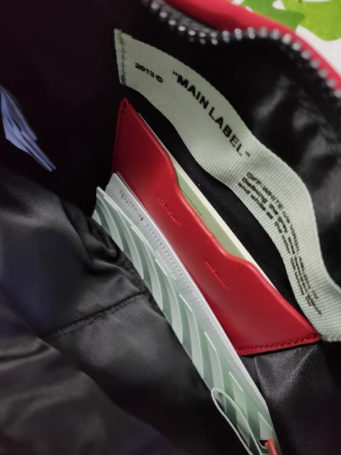 Torebka na ramię Off White Torebka na ramię Off White