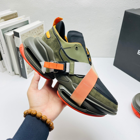 Buty sportowe sneakers Buty sportowe sneakers