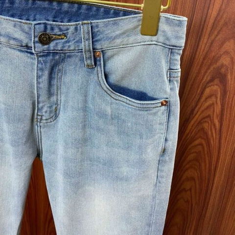 Spodnie Gucci Slim fit Spodnie Gucci Slim fit