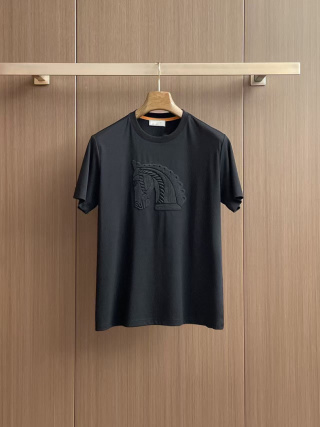 T-shirt męski bawełaniany na lato