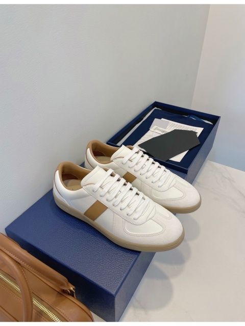 Buty męskie szunrowane Dior