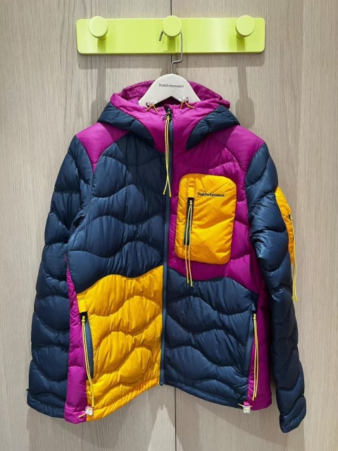 Kurtka Peak Performance