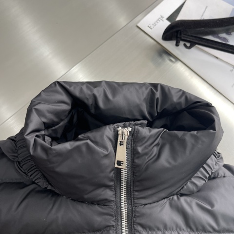 Kurtka puchowa Prada