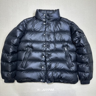 Kurtka puchowa Moncler