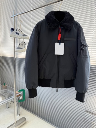 Kurtka męska puchowa Moncler