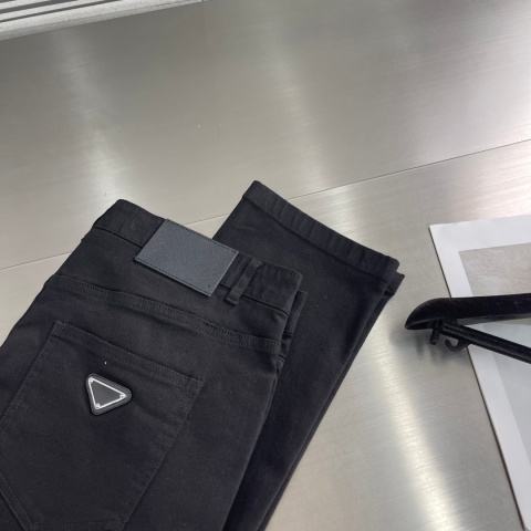 Czarne jeansy męskie Prada