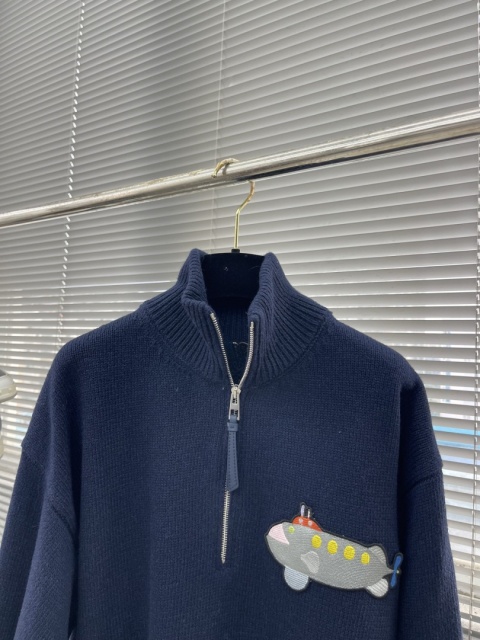 Sweter z wysokim kołnierzem Loewe