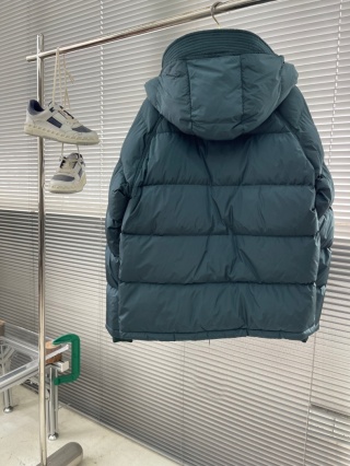 Kurtka puchowa Prada