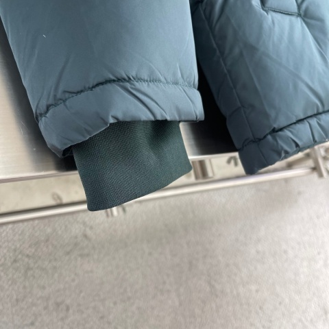 Kurtka puchowa Prada