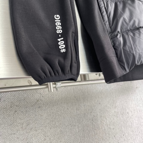 Kurtka puchowa Moncler