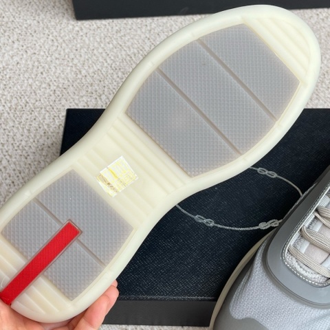 Męskie buty sportowe Prada