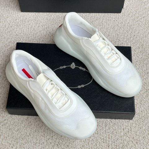 Męskie buty sportowe Prada