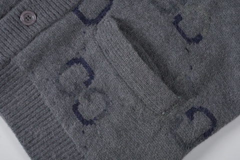 Sweter wełniany kardigan Gucci