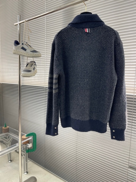 Sweter wełniany polo Thom Browne