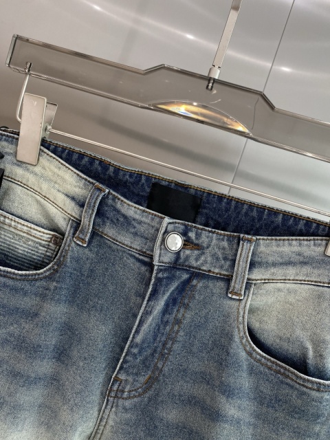 Spodnie Saint Laurent styl slim fit