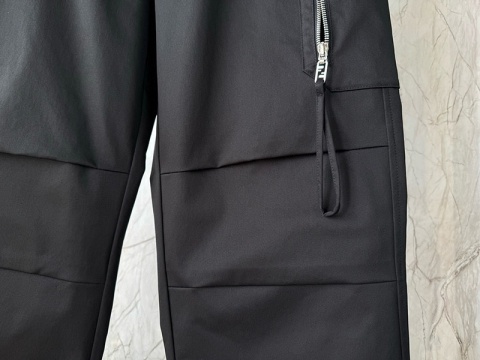 Męskie spodnie Fendi Silky Cotton Cargo Straight Fit