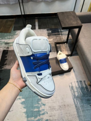 Buty męskie Valentino Garavani gładka skóra licowa