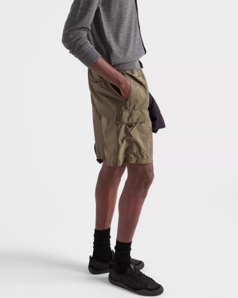 Spodenki Prada cargo shorts multi-pocket (2026)
