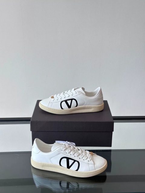Buty Valentino Garavani sport-casual