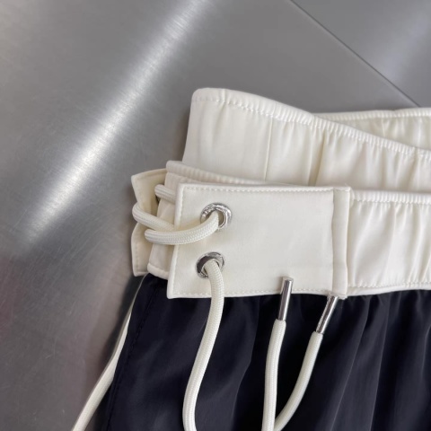 Spodenki szorty sportowe Moncler
