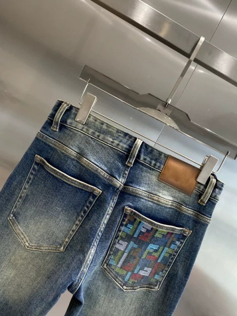 Spodnie Fendi