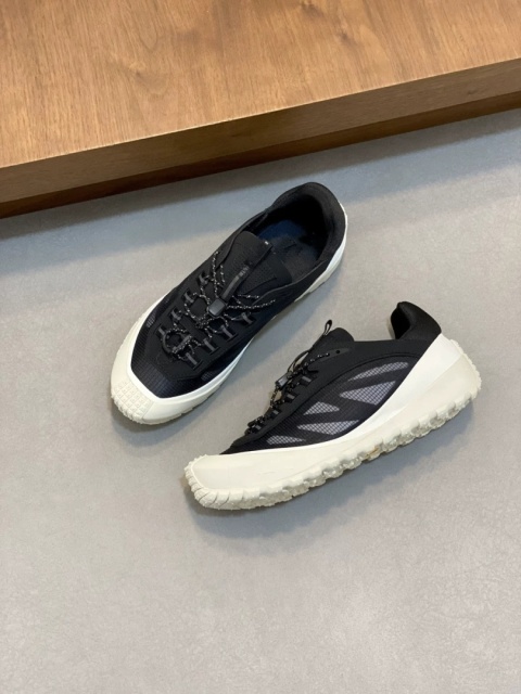 Buty Moncler