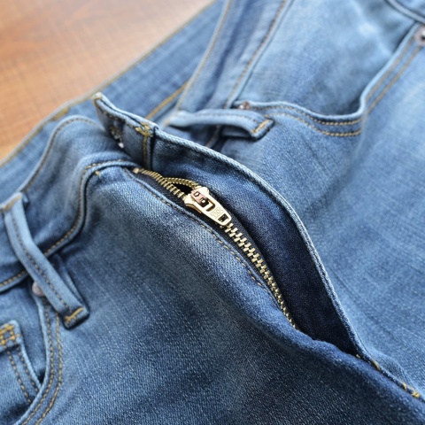 Spodnie Emporio Armani retro jeans