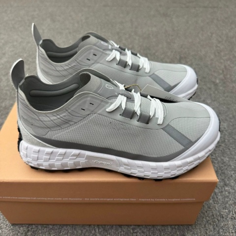 Buty sportowe Norda
