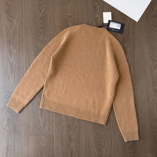 Sweter wełniany Prada