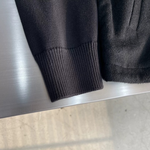 Jesienna kurtka bluza Prada