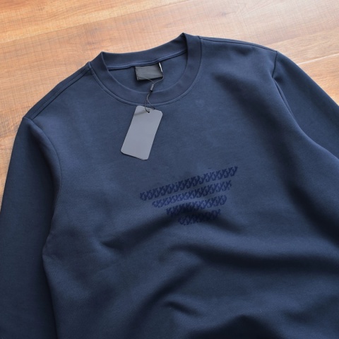 Klasyczna bluza Emporio Armani