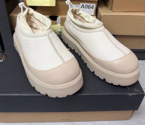 Buty krótkie śniegowce UGG