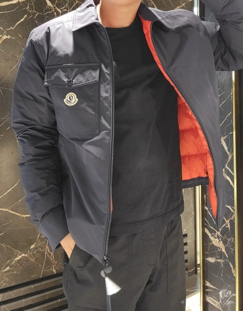 Kurtka puchopwa Moncler