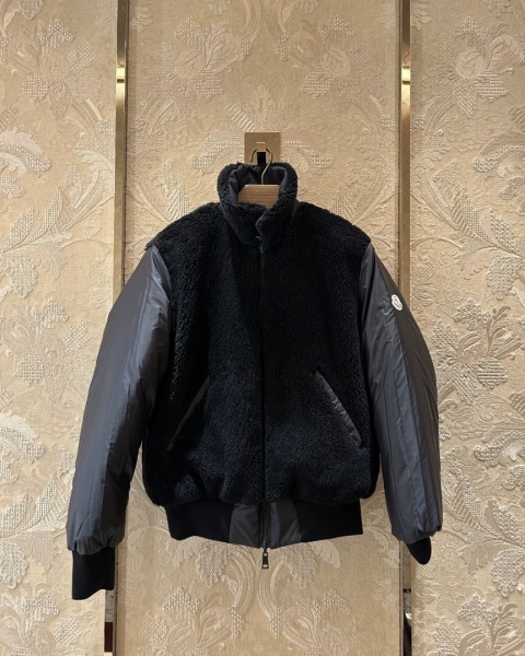 Kurtka puchowa Moncler dwustronna