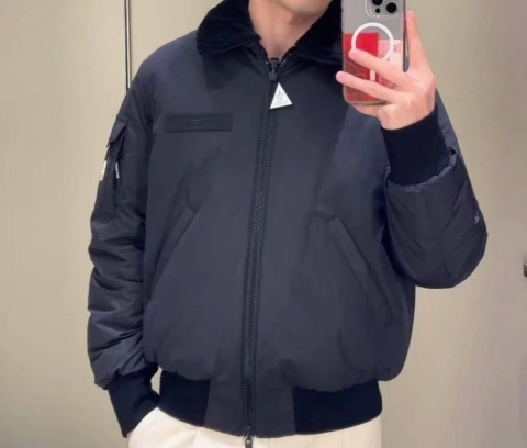 Kurtka puchowa Moncler dwustronna