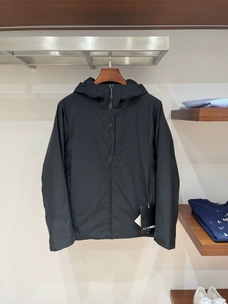  Kurtka puchowa Softshell Arcteryx