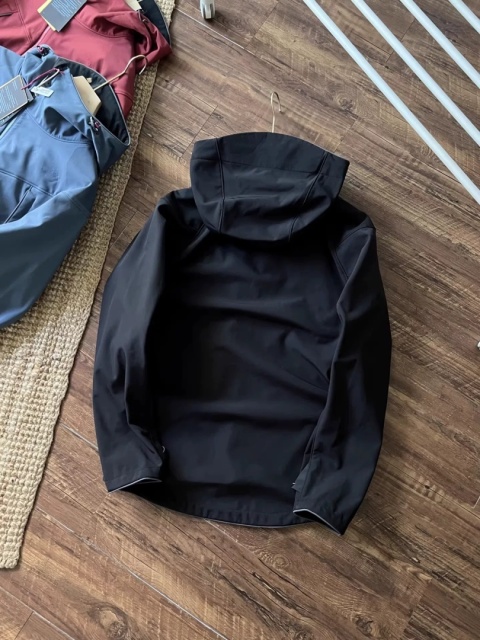 Kurtka softshell Klattermusen RECCO