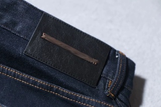 Spodnie Emporio Armani regular-fit