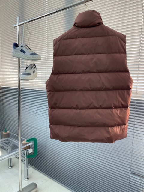 Kamizelka puchowa bezrękawnik Prada