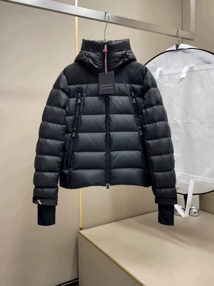 Kurtka męska puchowa Moncler Alpine