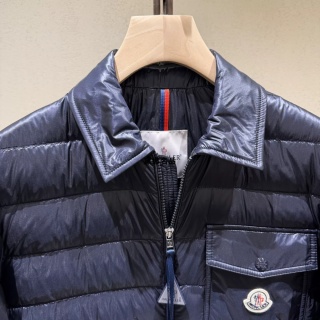 Kurtka puchowa Moncler