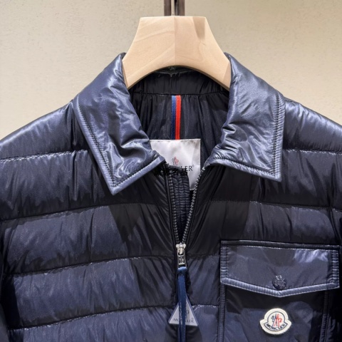 Kurtka puchowa Moncler