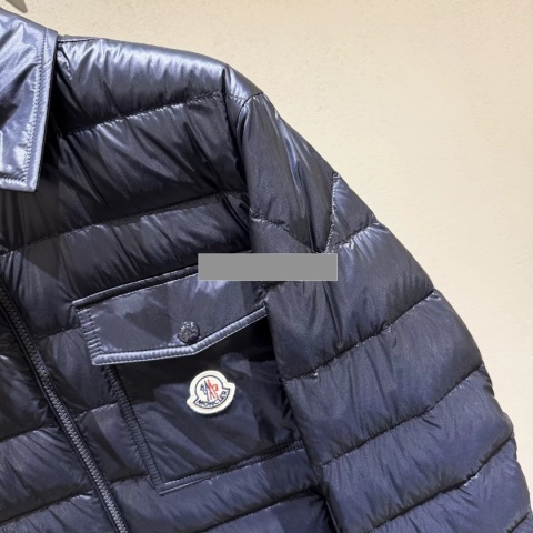 Kurtka puchowa Moncler