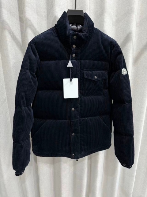 Kurtka puchowa Moncler