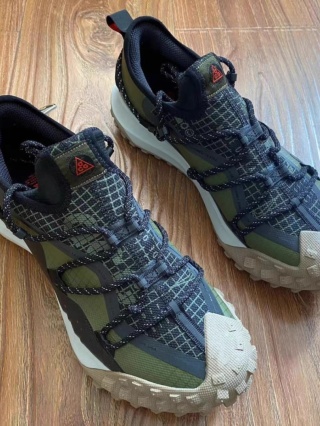 Buty ACG