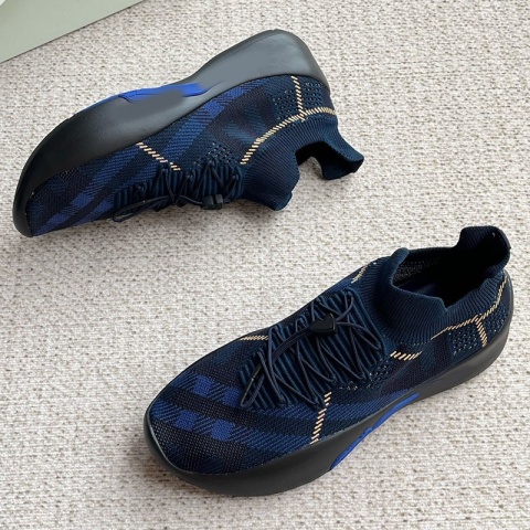Buty sportowe wsuwane Burberry Buty sportowe wsuwane Burberry
