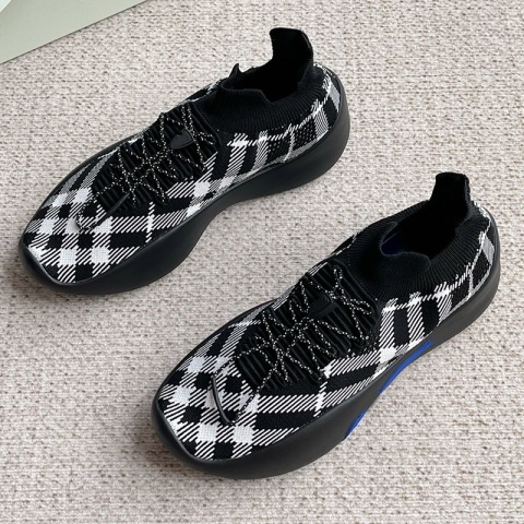 Buty sportowe wsuwane Burberry Buty sportowe wsuwane Burberry