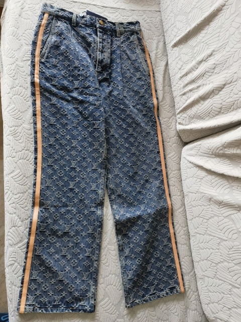Spodnie Louis Vuitton