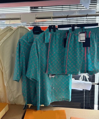 spodenki Louis Vuitton